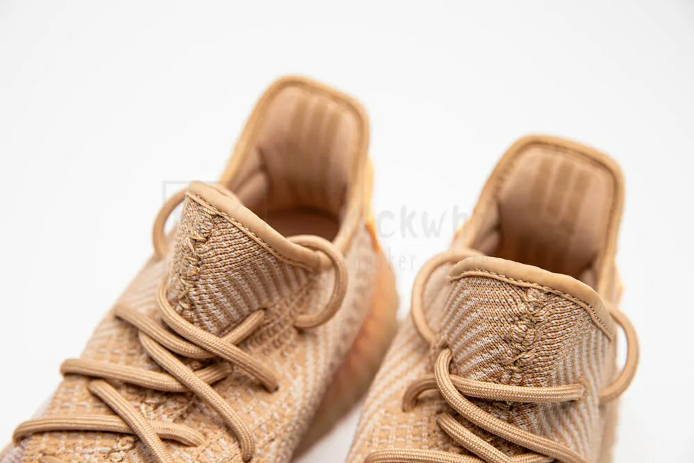 yeezy 350 v2 "clay" godkiller eg7490