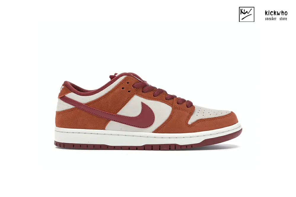 nike sb dunk low pro dark russet cedar bq6817 202