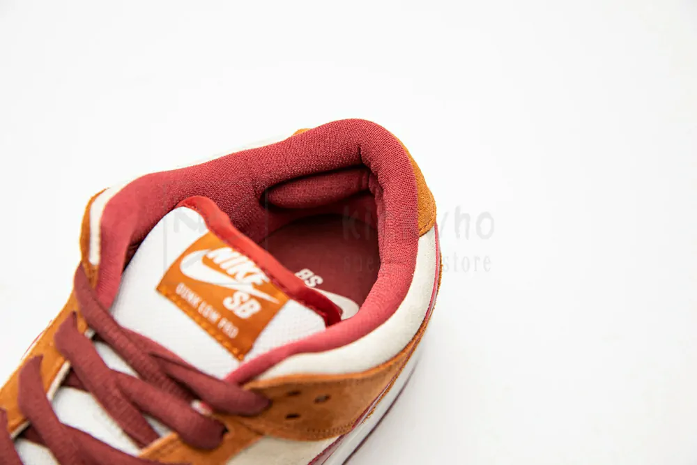 nike sb dunk low pro dark russet cedar bq6817 202