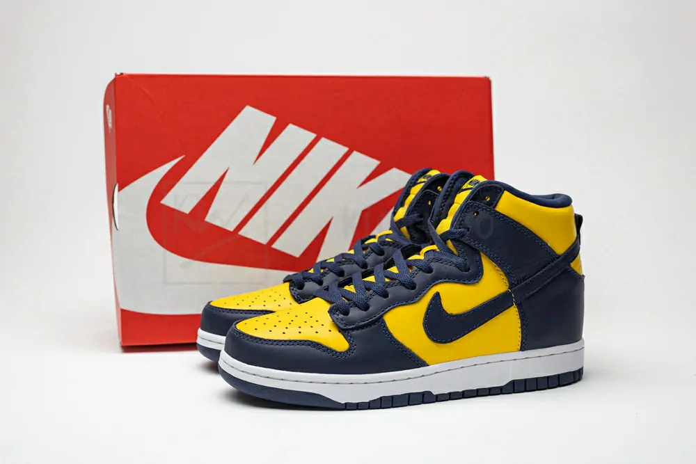 nike dunk high michigan cz8149-700