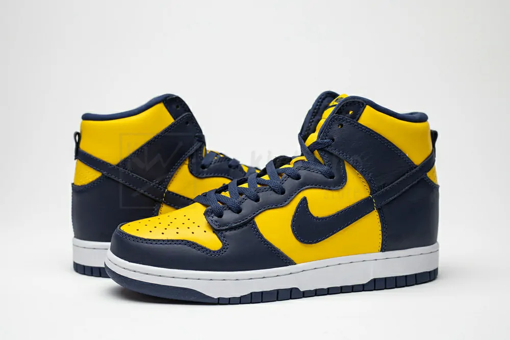 nike dunk high michigan cz8149-700