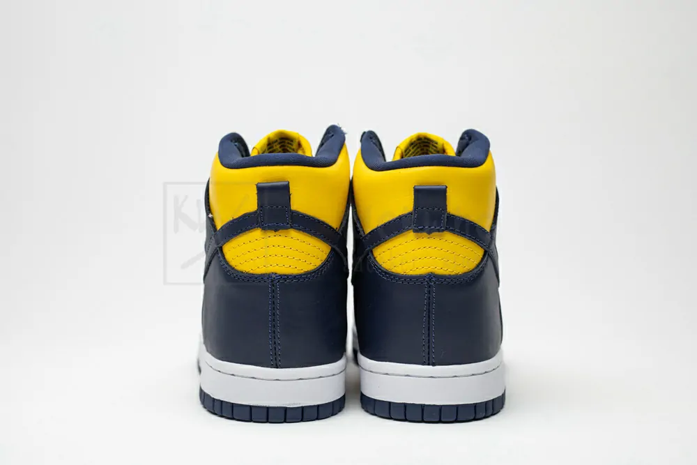 nike dunk high michigan cz8149-700