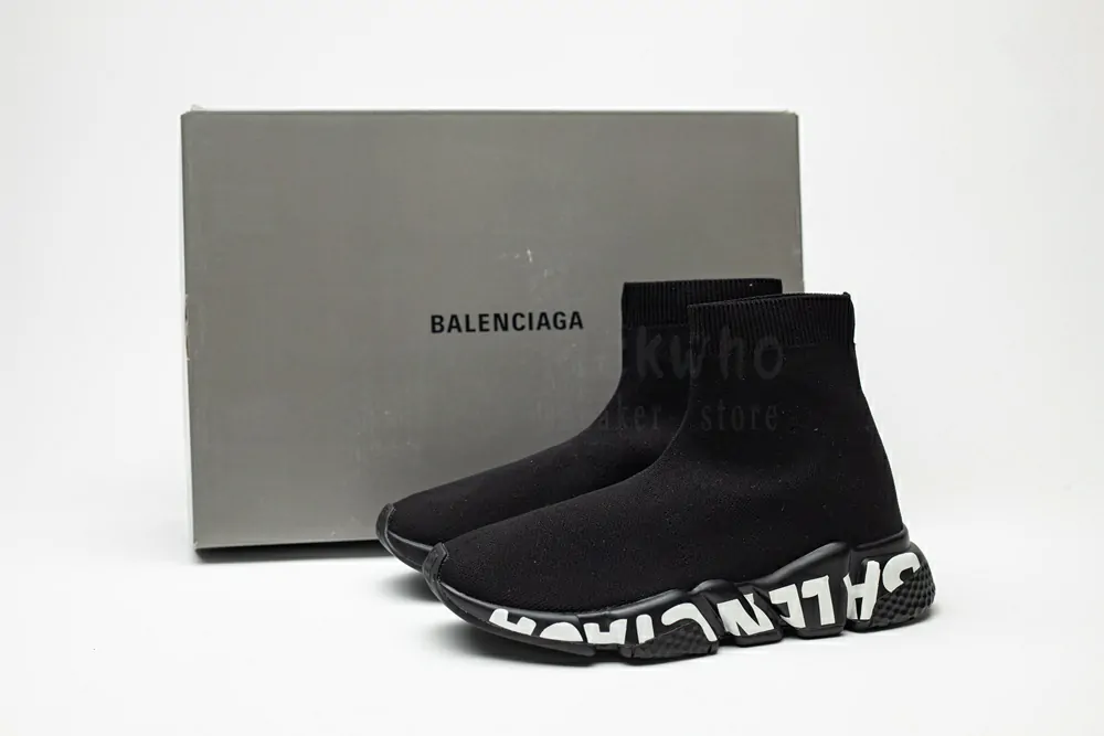 balenciaga speed graffiti trainers black white logo 605942w05ge1006