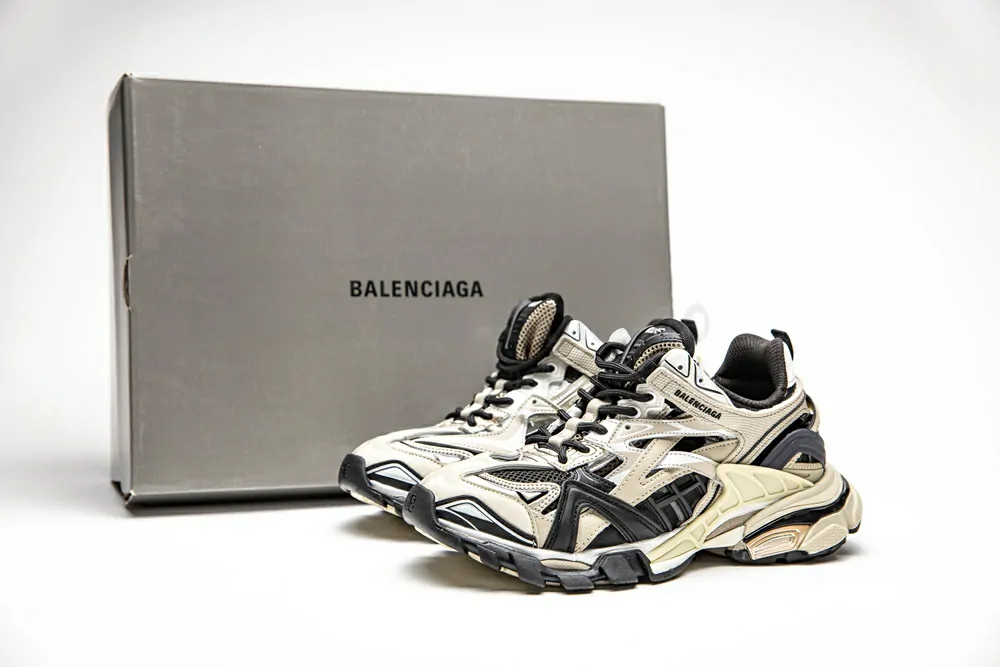 balenciaga track.2 trainer 