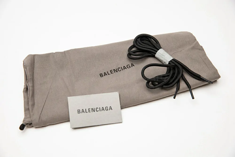 balenciaga track.2 black red grey w2gn3 1350