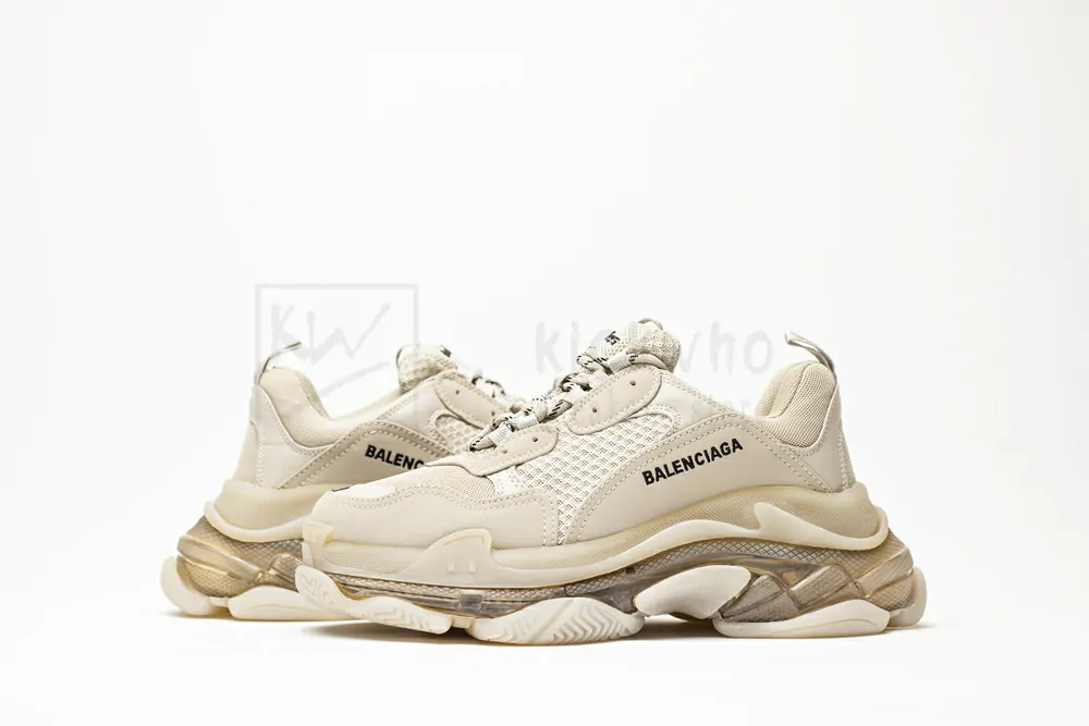 balenciaga triple s trainer 