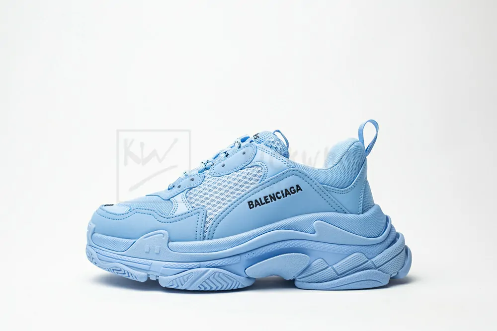 balenciaga triple s trainer