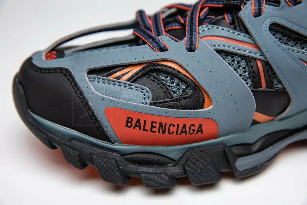 balenciaga track trainer 