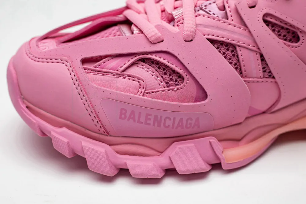 balenciaga track trainer "pink" with led