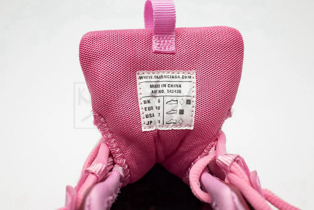 balenciaga track trainer "pink" with led