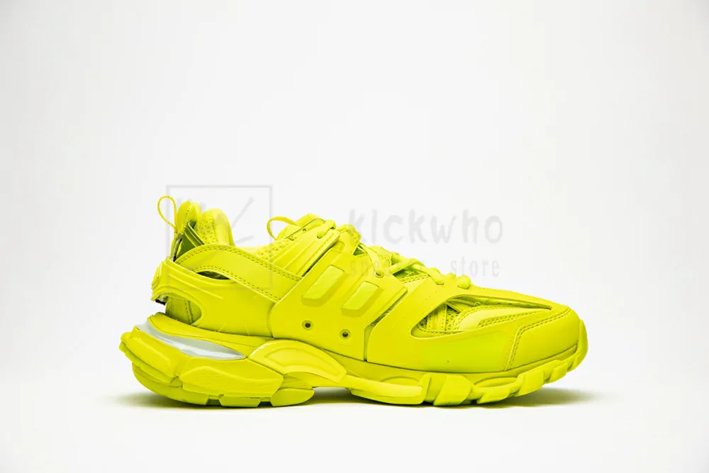 balenciaga track trainer "yellow" with led