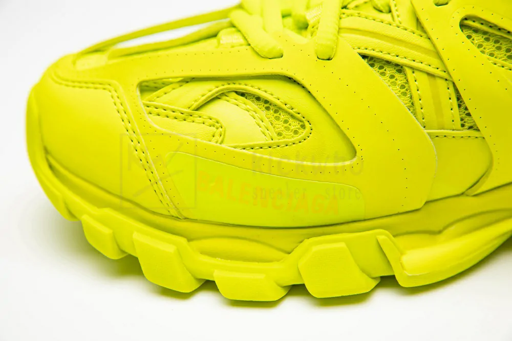 balenciaga track trainer "yellow" with led