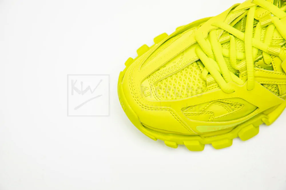 balenciaga track trainer "yellow" with led