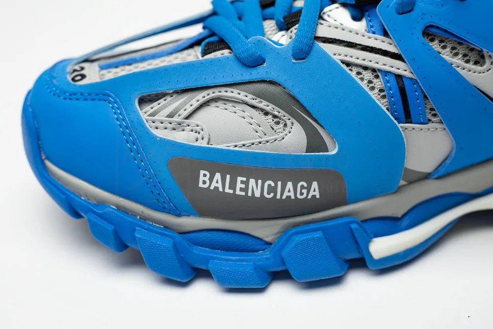 balenciaga track trainer 