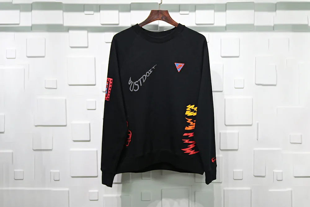 nike 3m reflective graffiti crewneck