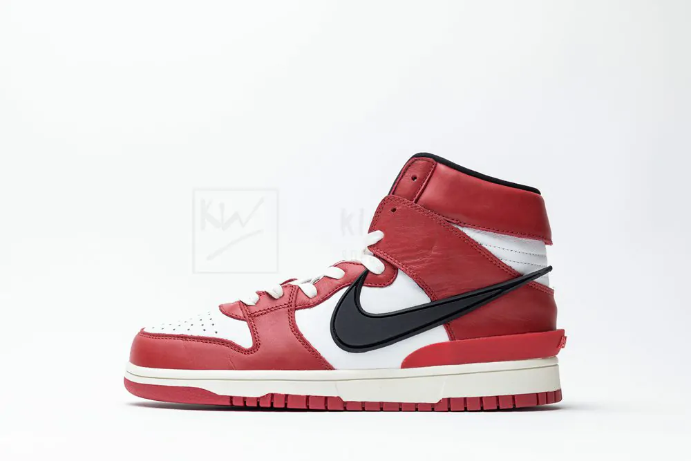 ambush x dunk high "red"