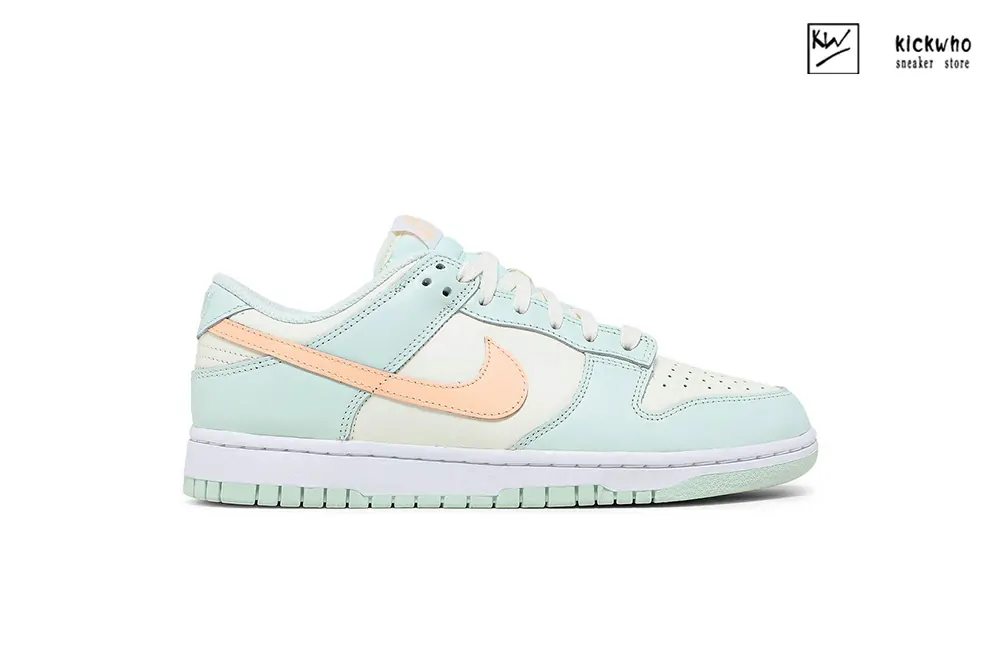 wmns dunk low ''barely green'' dd1503-104