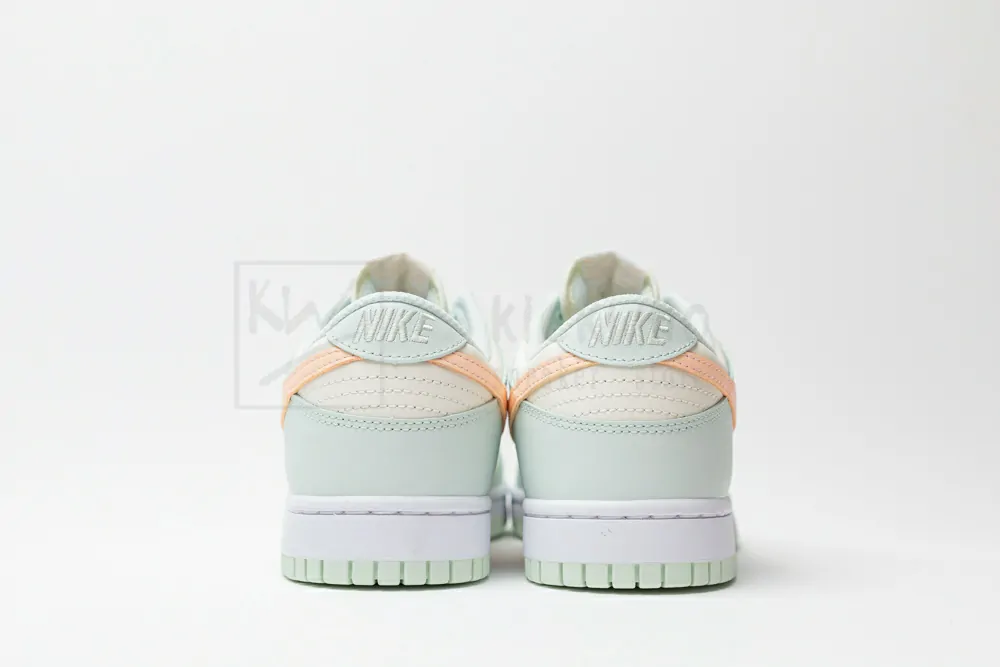 wmns dunk low 