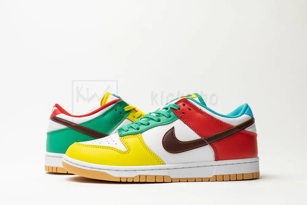 dunk low se 