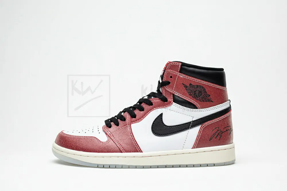 jordan 1 retro high trophy room chicago da2728-100