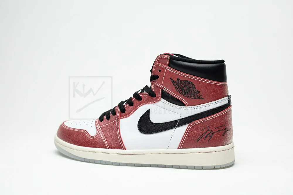 jordan 1 retro high trophy room chicago da2728-100