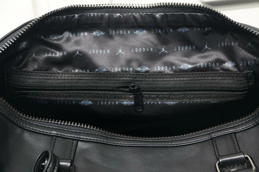 jordan black duffle bag