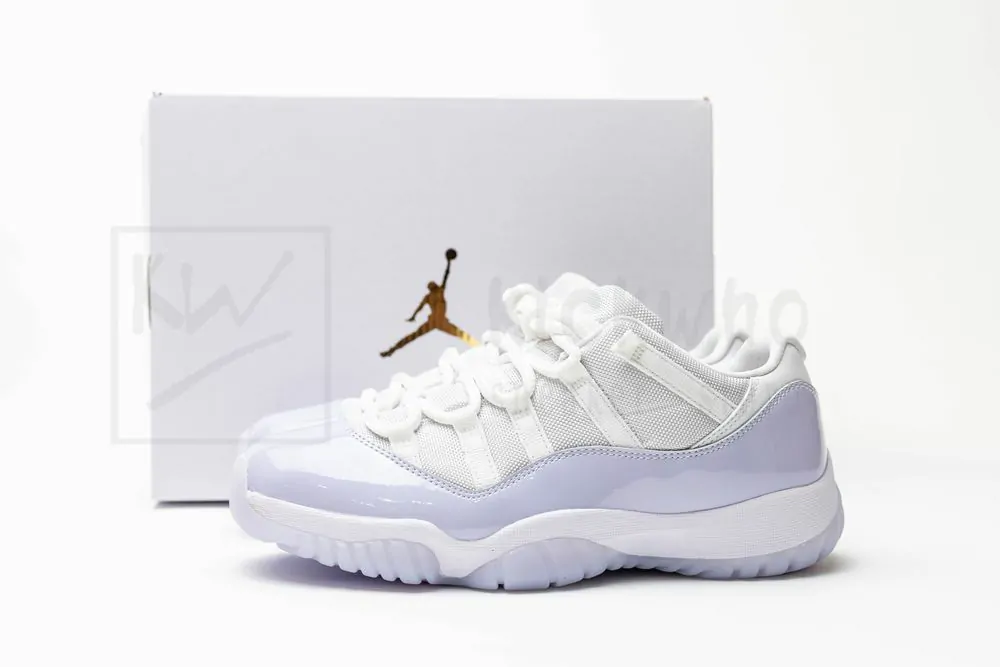 air jordan 11 low "pure violet"