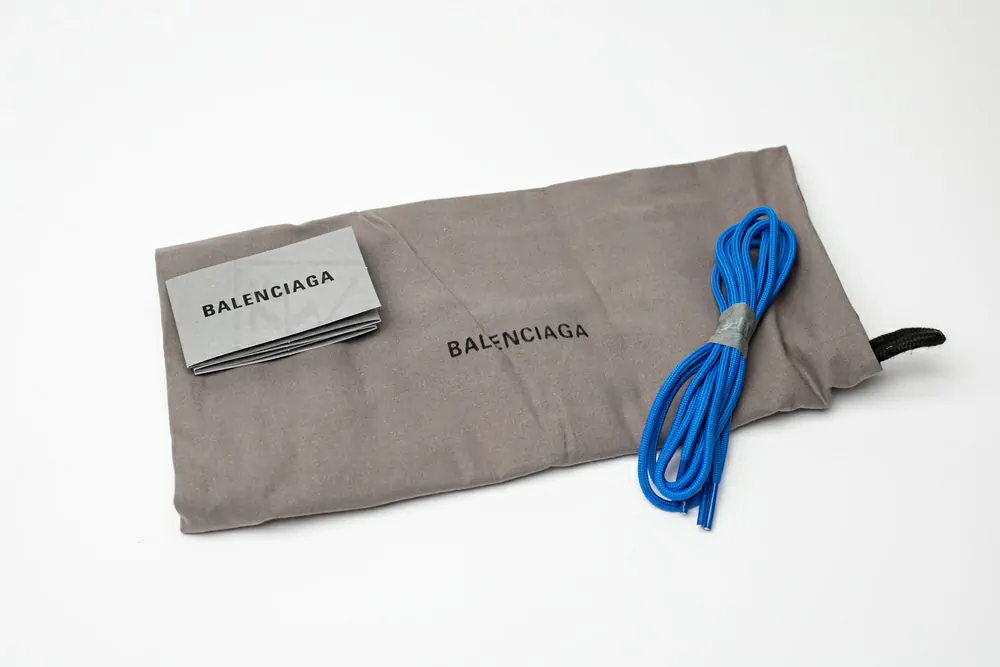 balenciaga wmns track.2 sneaker white black blue