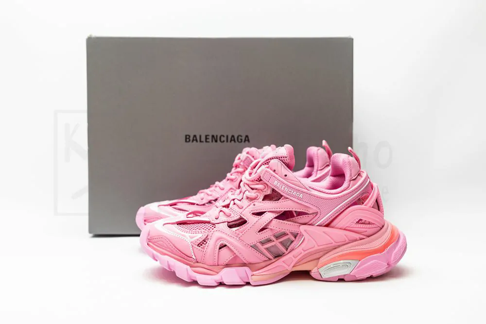 balenciaga track.2 sneaker 