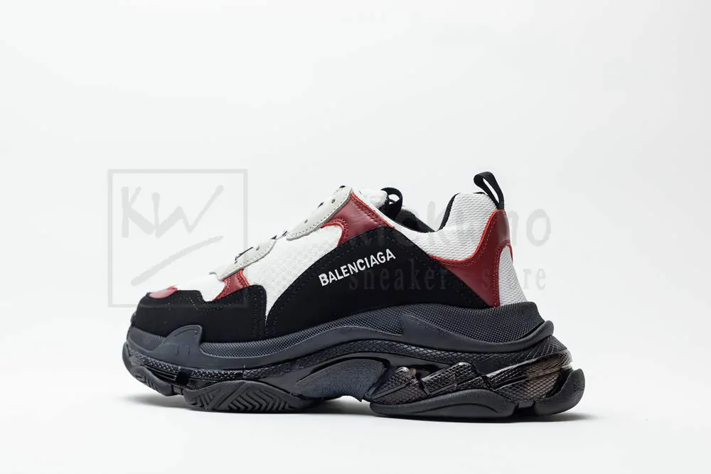 balenciaga triple s trainer 