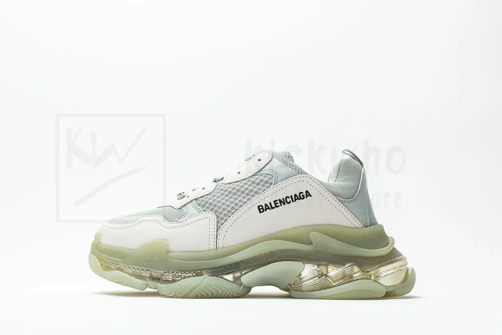 balenciaga wmns triple s 