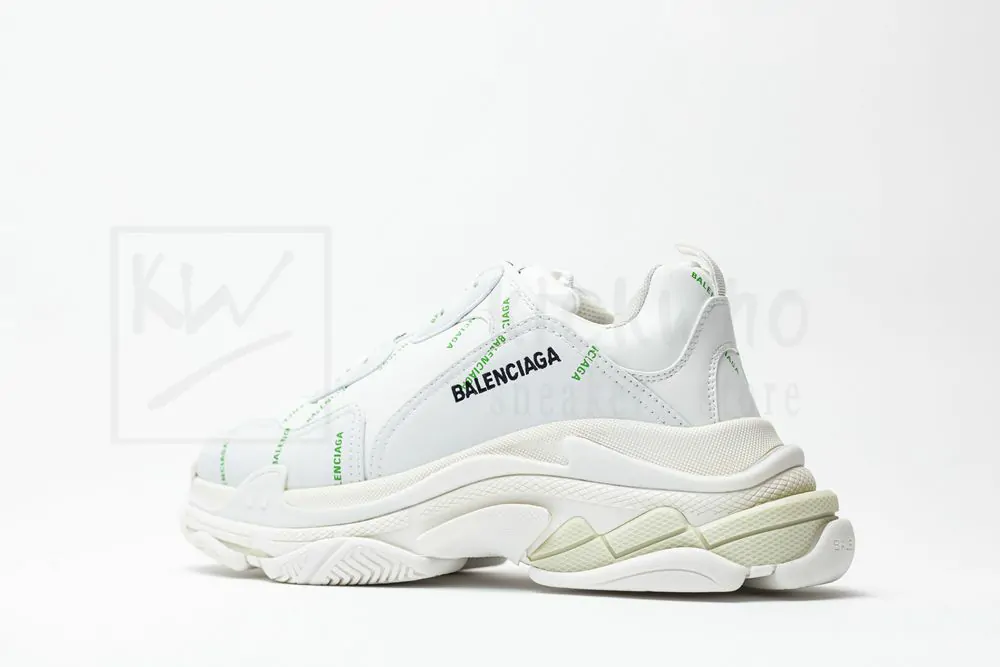 balenciaga wmns triple s sneaker 