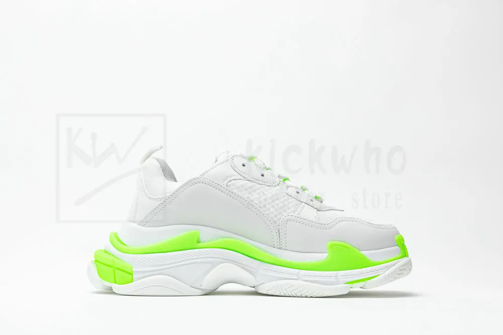 balenciaga wmns triple s sneaker 