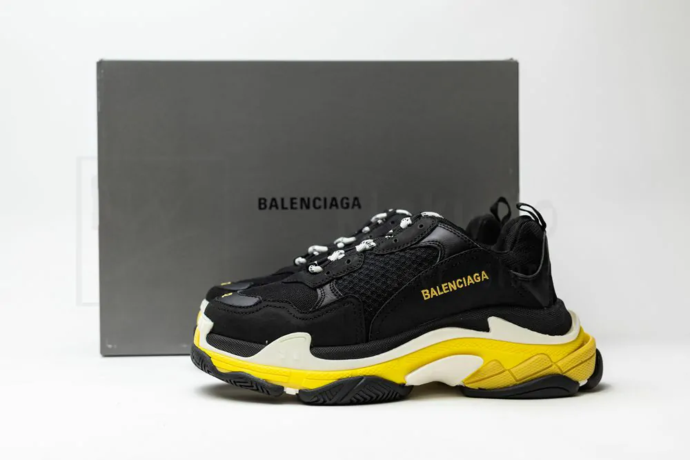 balenciaga wmns triple s 