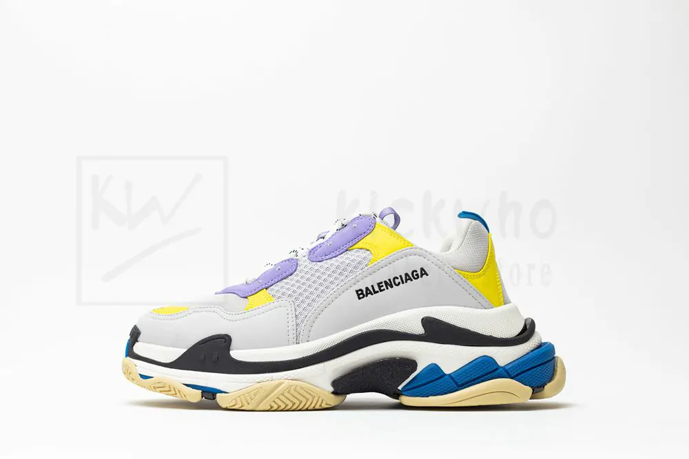 balenciaga wmns triple s 