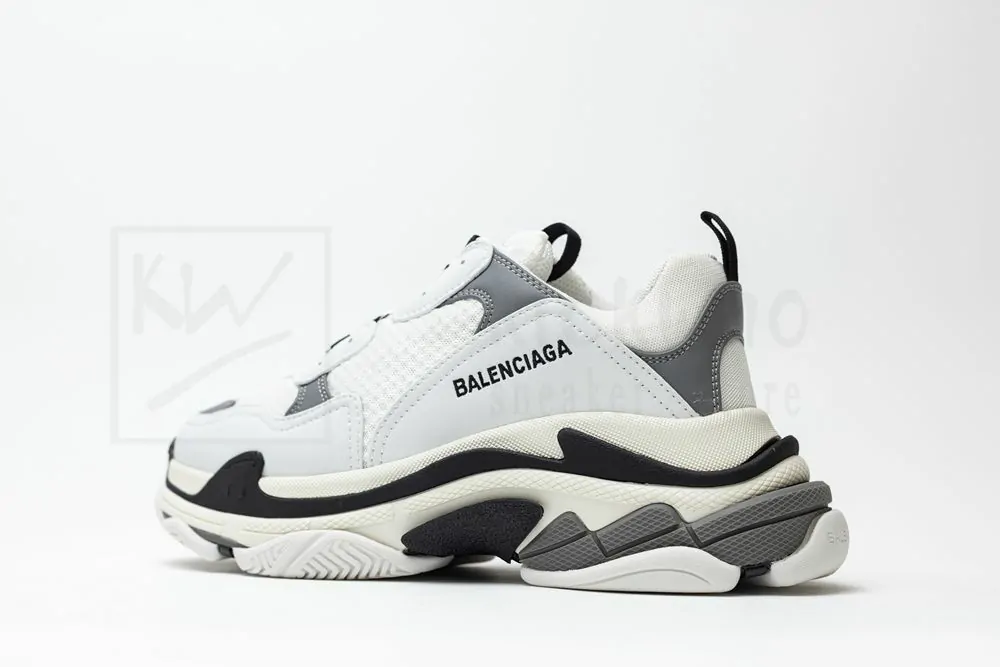 balenciaga wmns triple s 