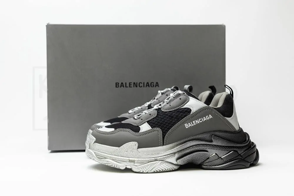 balenciaga wmns triple s 