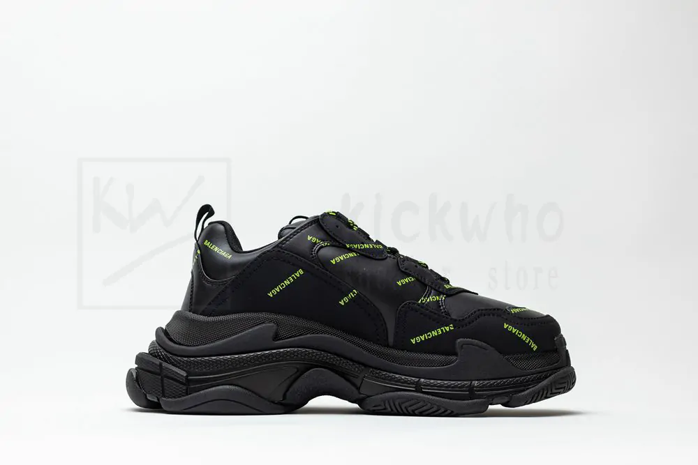 balenciaga triple s sneaker 