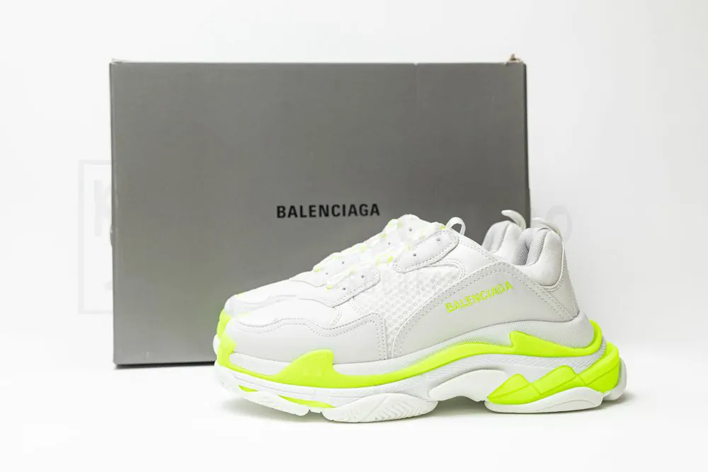 balenciaga triple s sneaker 