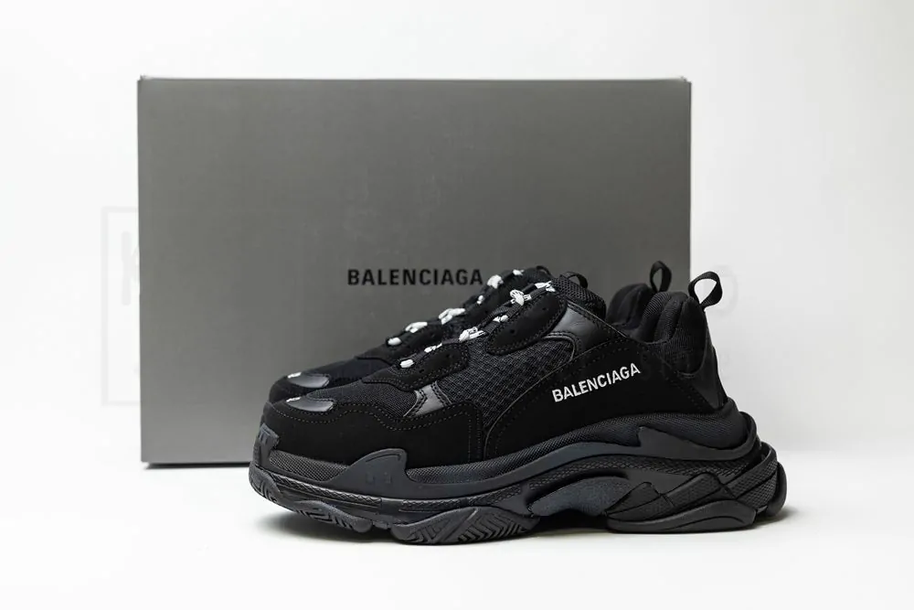 balenciaga triple s sneaker 