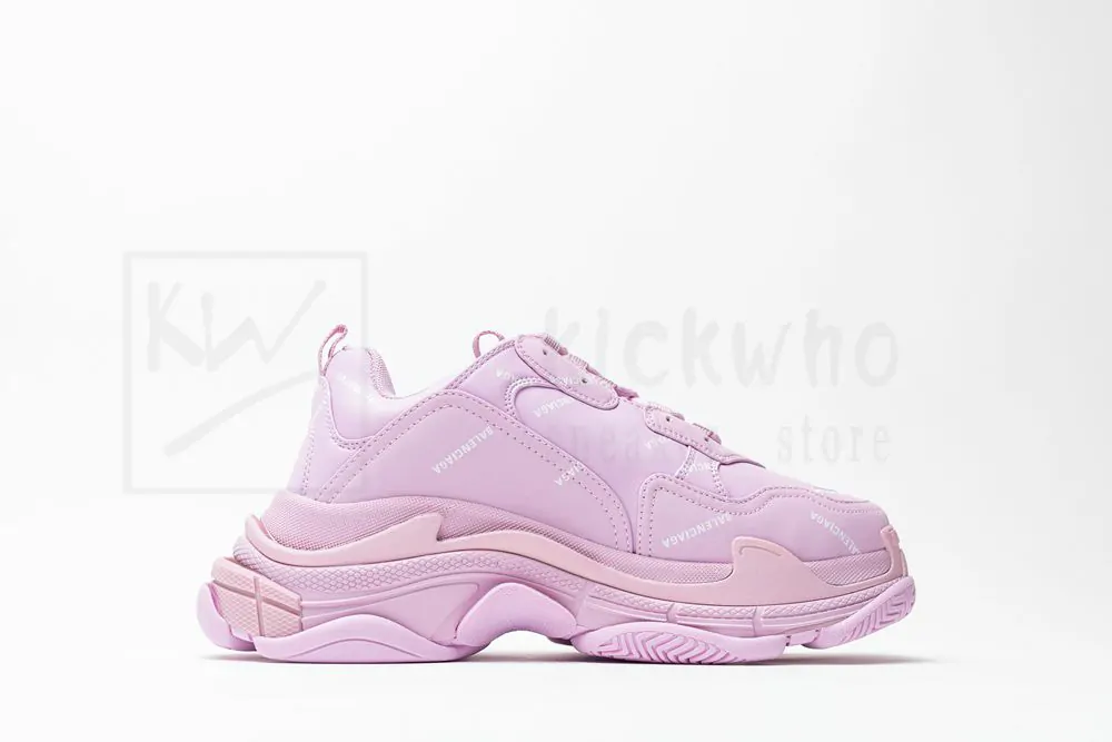 balenciaga wmns triple s sneaker 