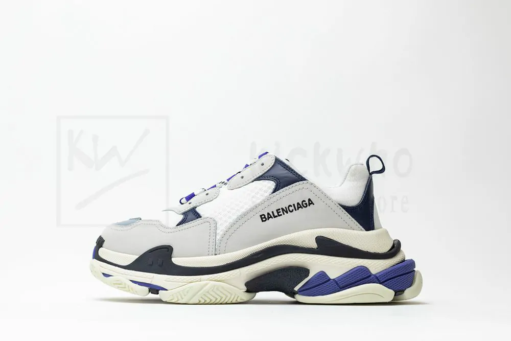 balenciaga wmns triple s trainer 