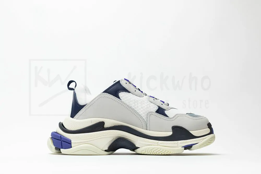 balenciaga wmns triple s trainer 