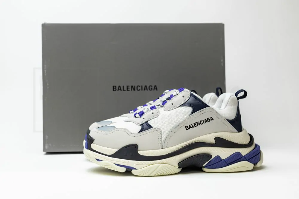 balenciaga wmns triple s trainer 