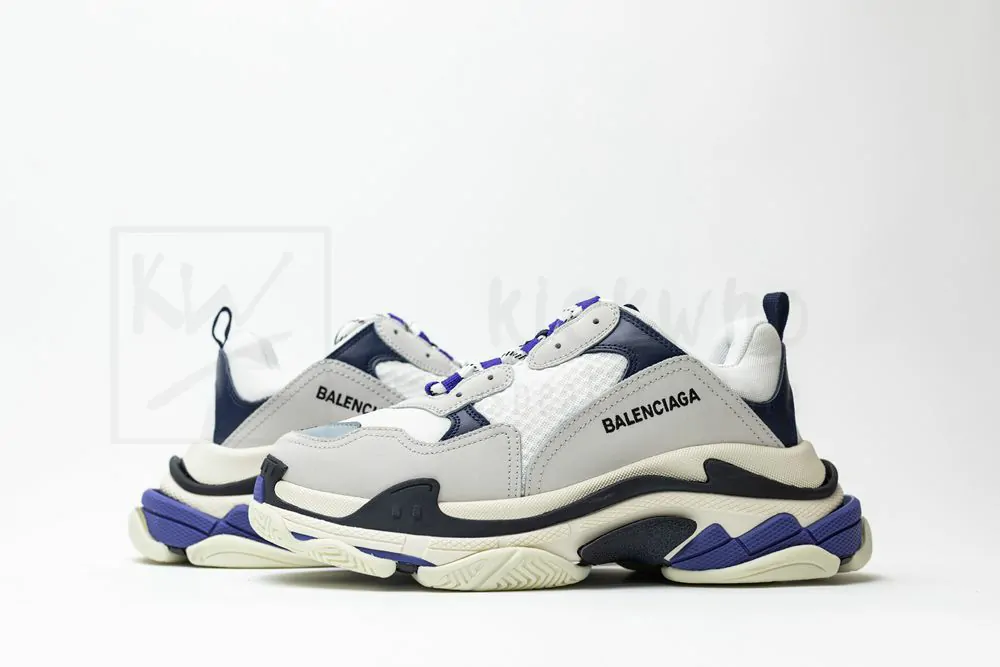 balenciaga wmns triple s trainer 