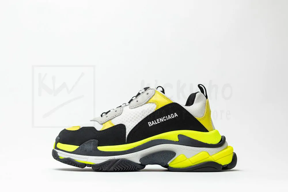 balenciaga triple s sneaker 