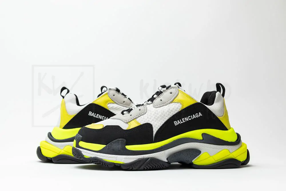 balenciaga triple s sneaker 