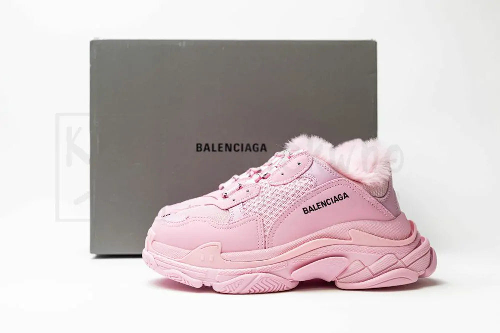 balenciaga triple s trainer 