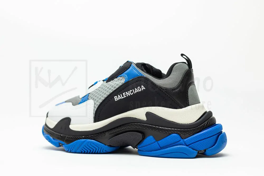 balenciaga triple s sneaker 