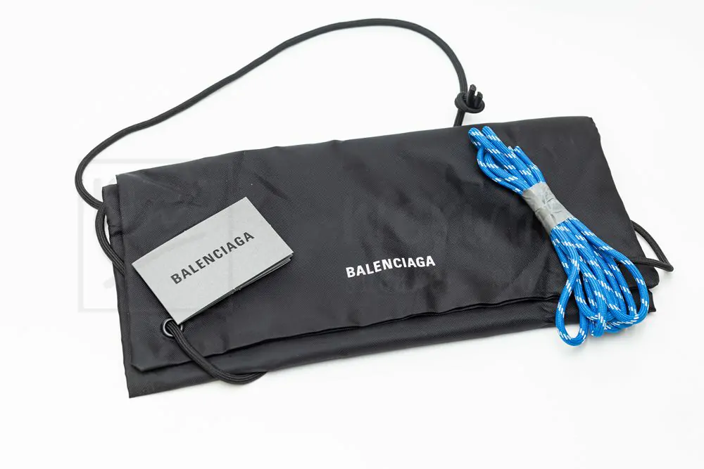 balenciaga triple s sneaker 